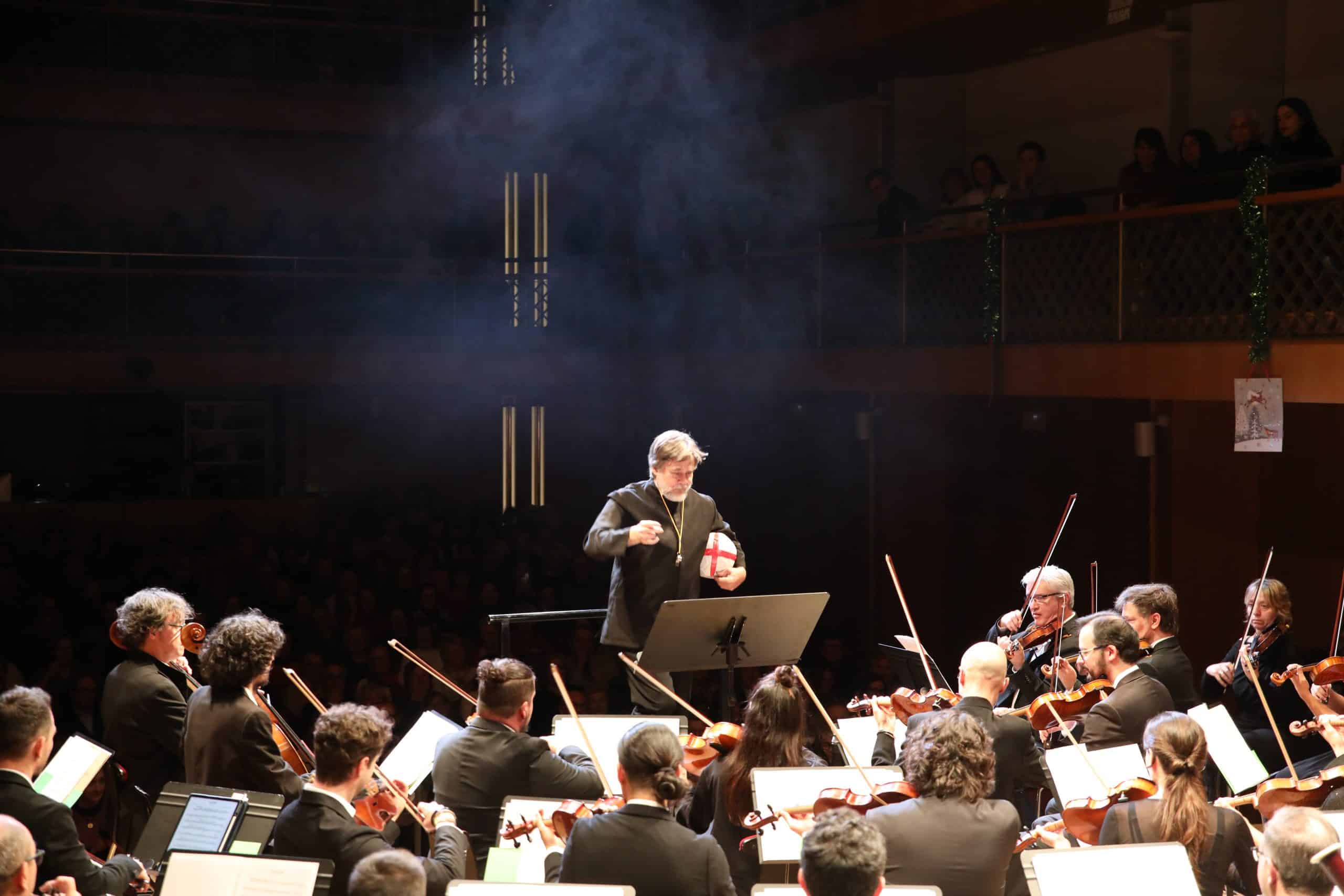 https://creandgroup.com/wp-content/uploads/Concert-dAny-Nou-scaled.jpg