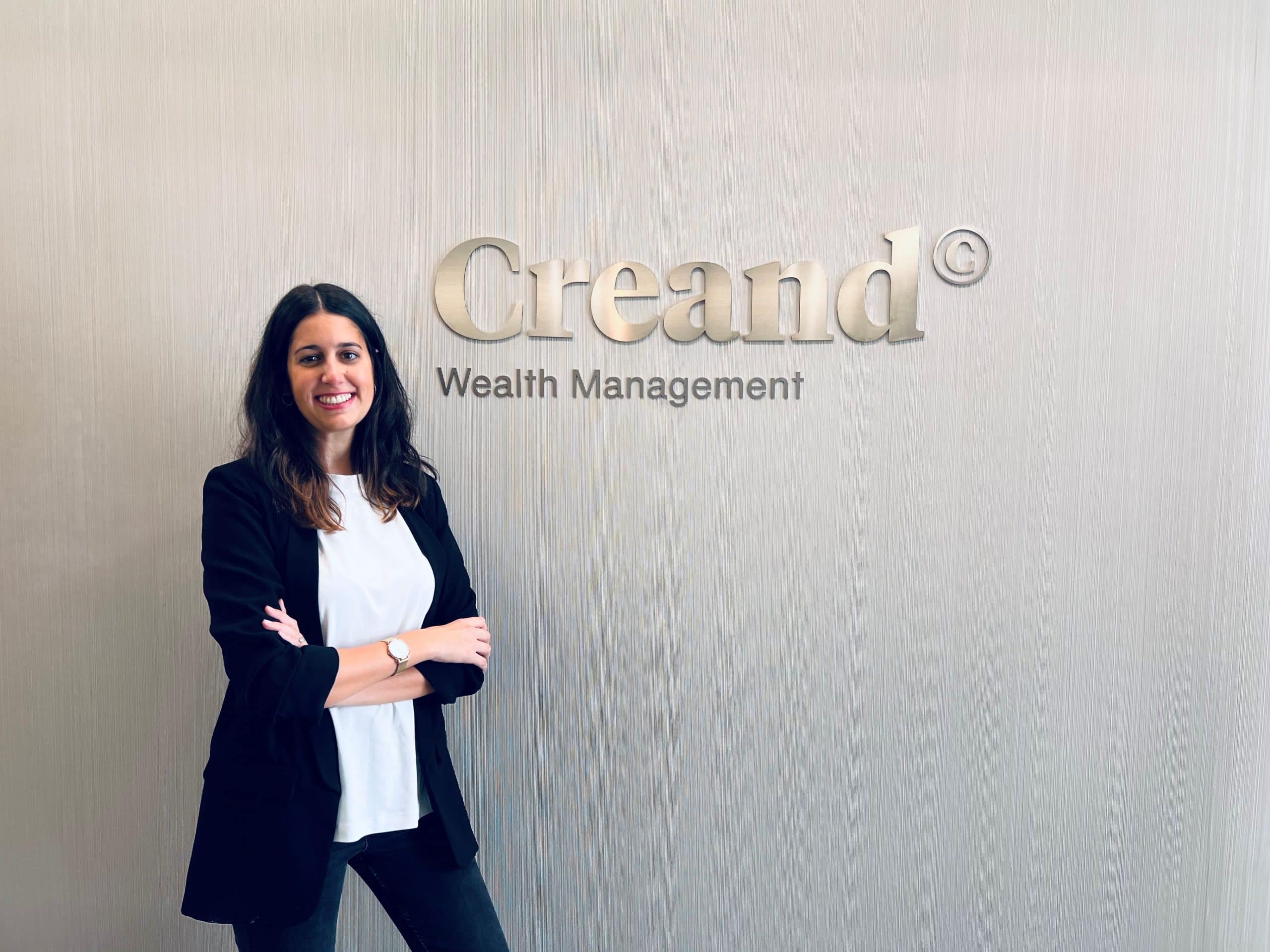 https://creandgroup.com/wp-content/uploads/Foto-Silvia-Garcia-Con-logo-2-scaled.jpg